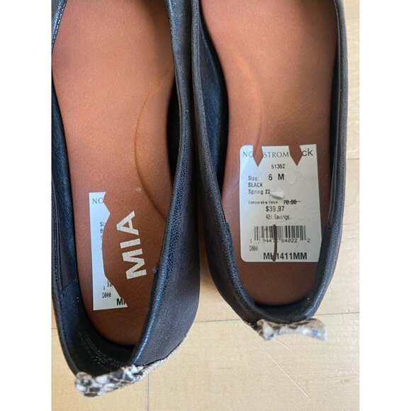 MIA BNWT black faux suede casual flats sz 6 back animal print panel - Picture 7 of 8